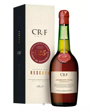 CR&F Aguardente Velha Reserva